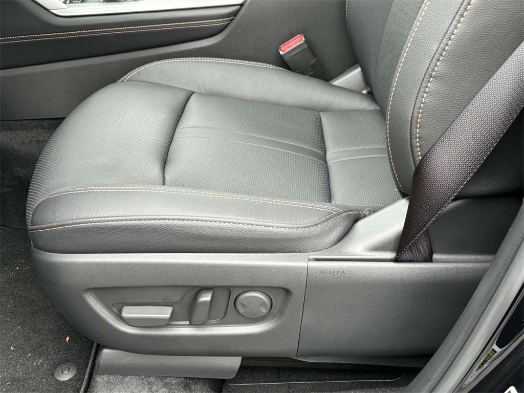 New 2025 MAZDA CX-70 Plug-In Hybrid w/ Premium Pkg image 9