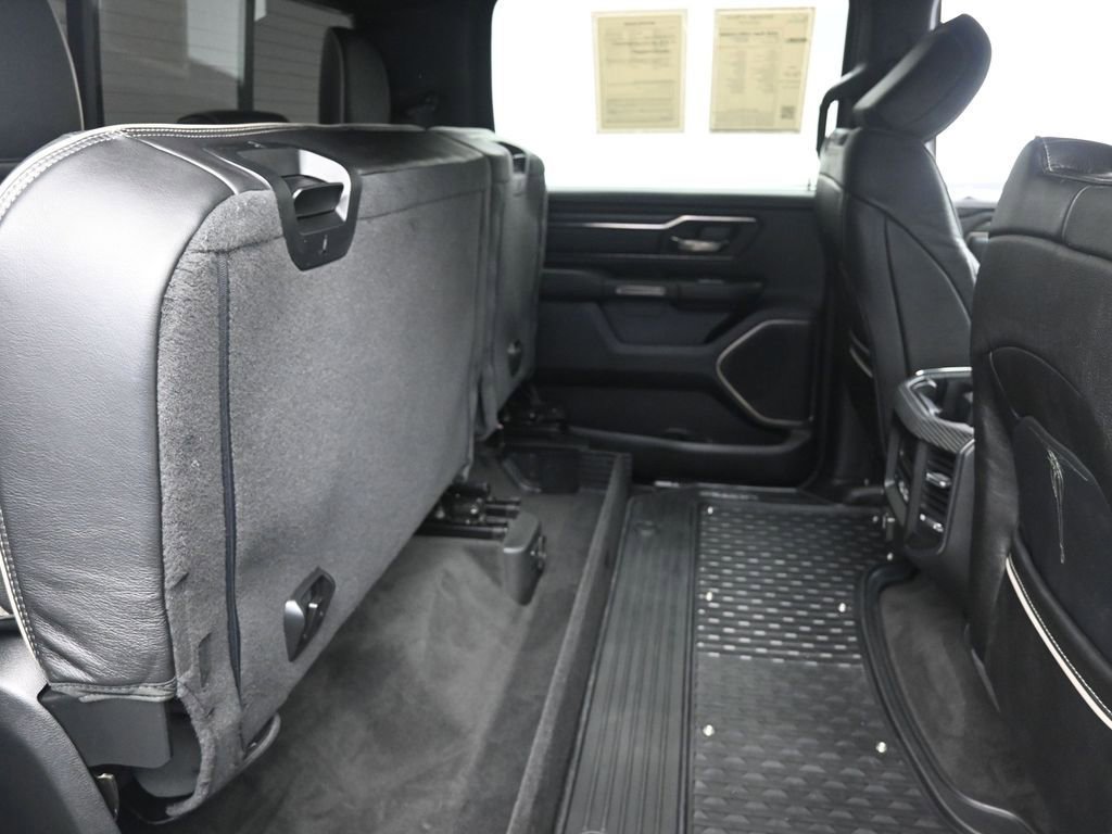 Used 2020 RAM 1500 Limited w/ Body Color Bumper Group image 24