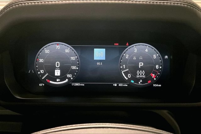Certified 2025 Land Rover Defender 130 X-Dynamic SE AWD/4WD image 22