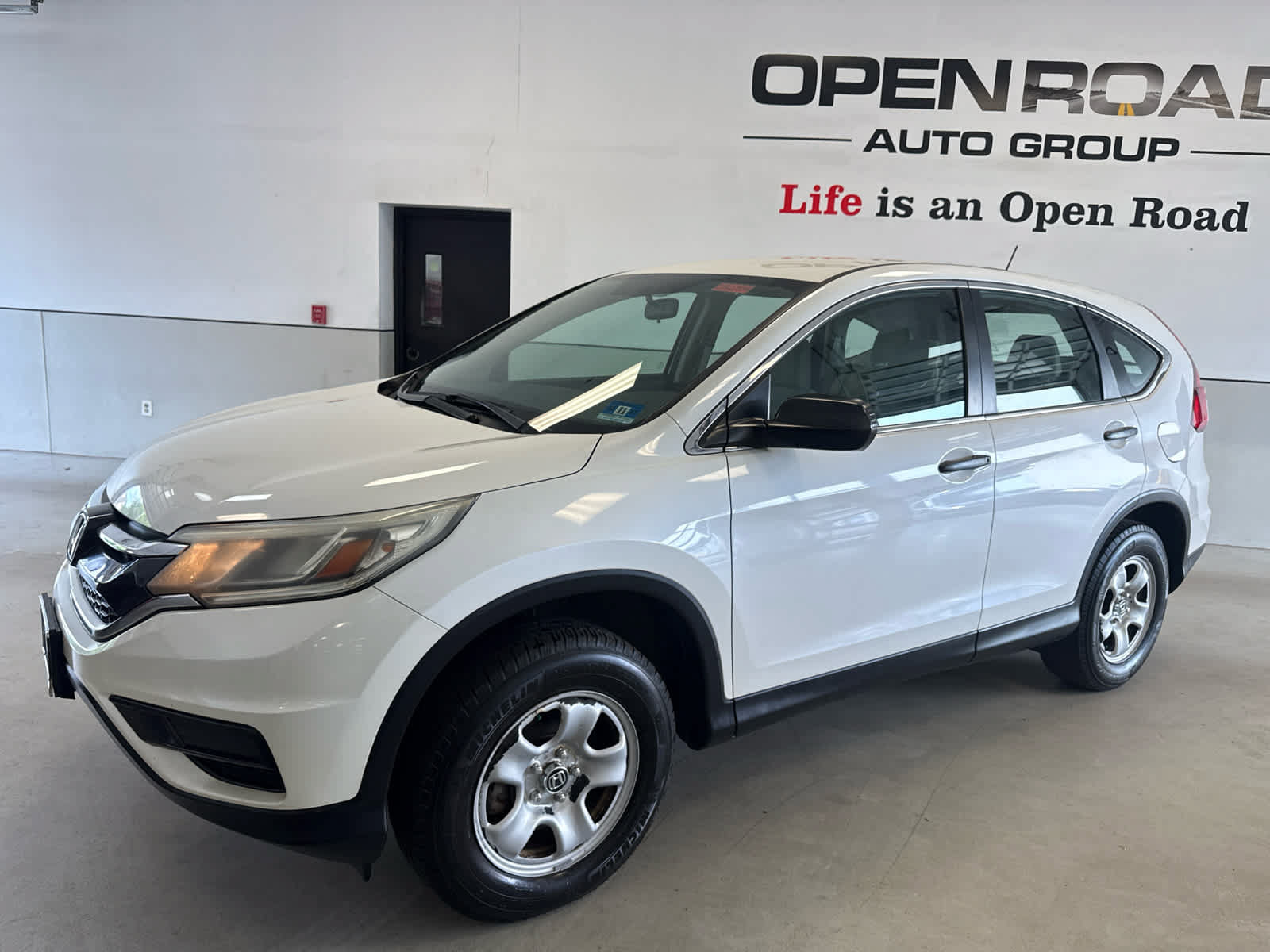 Used 2016 Honda CR-V LX image 3