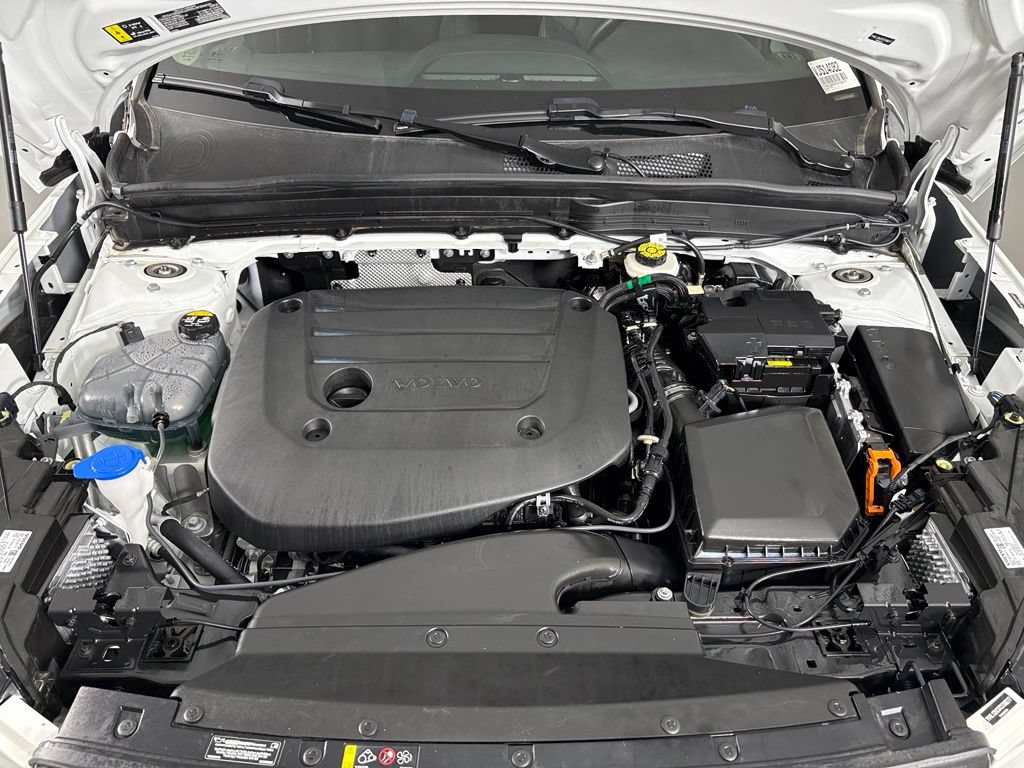 Used 2026 Volvo XC40 B5 Plus AWD/4WD image 44