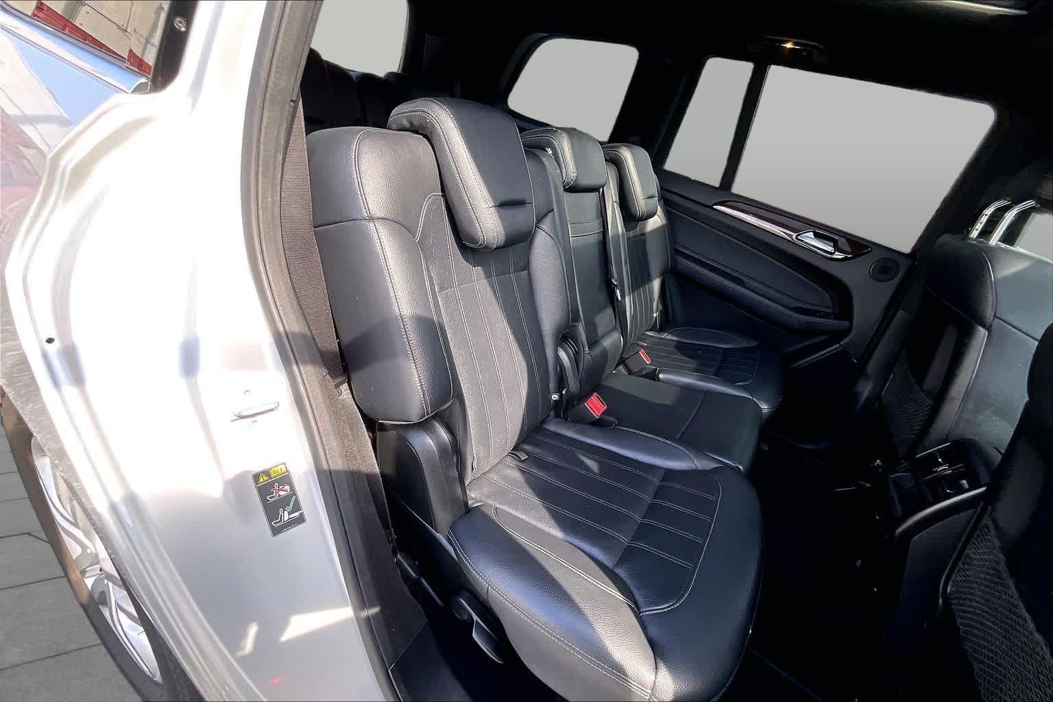 Used 2017 Mercedes-Benz GLS 450 4MATIC image 19