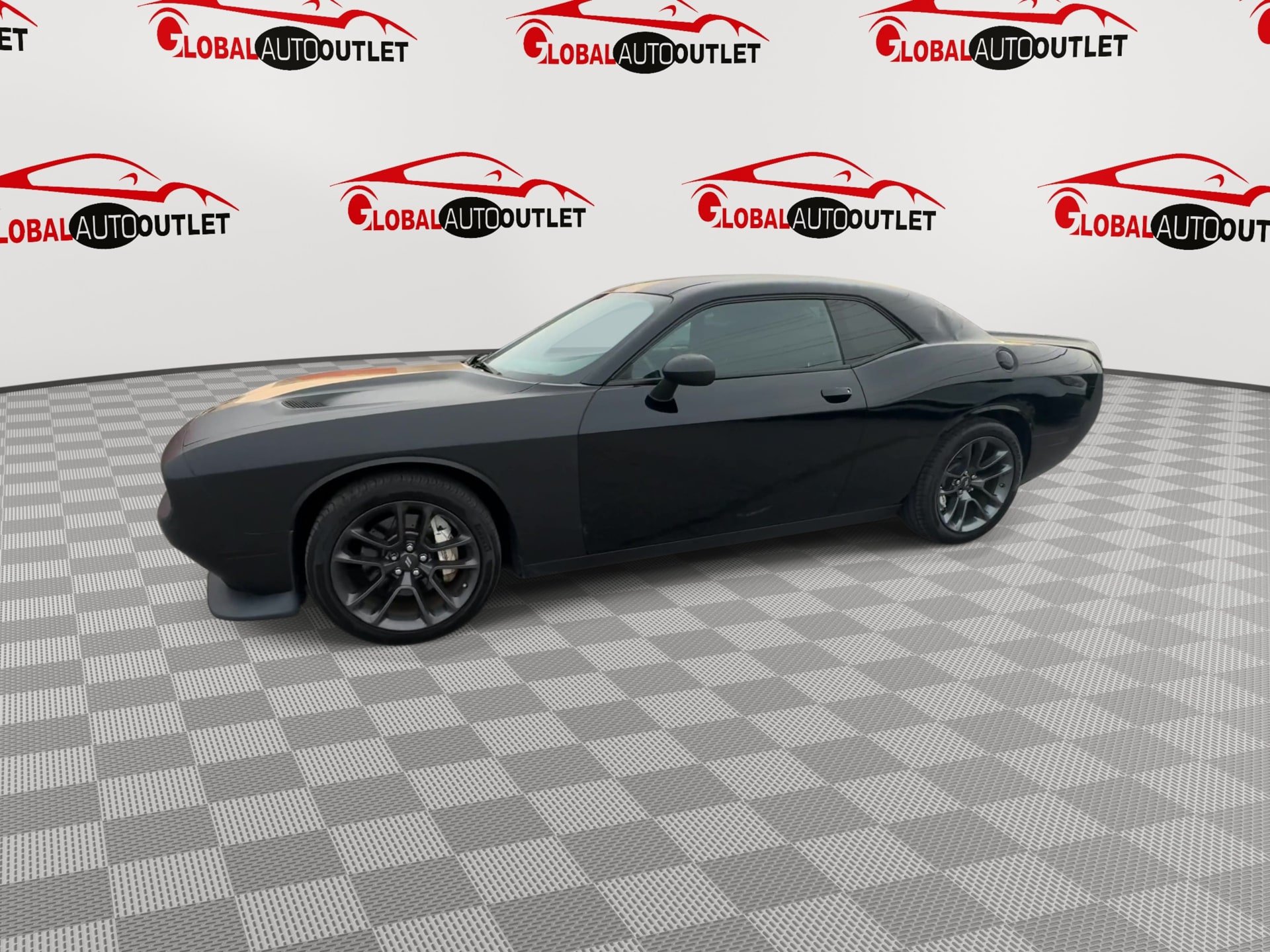 Used 2021 Dodge Challenger R/T Scat Pack RWD image 4
