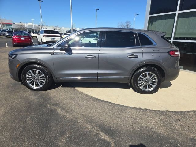 Certified 2022 Lincoln Nautilus AWD w/ Premium Package image 4