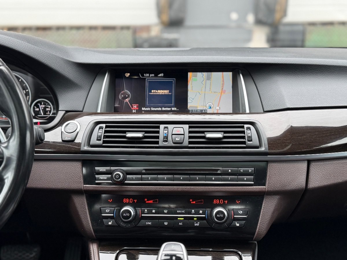 Used 2016 BMW 535i Sedan RWD image 19