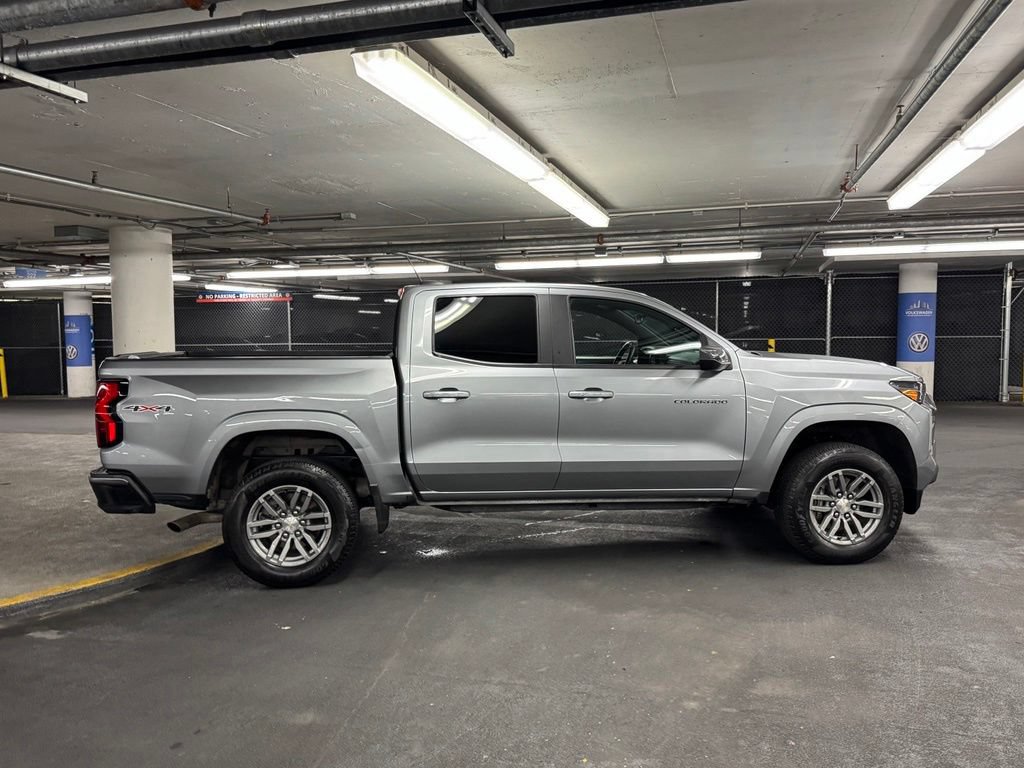 Used 2024 Chevrolet Colorado LT w/ LT Convenience Package AWD/4WD image 38