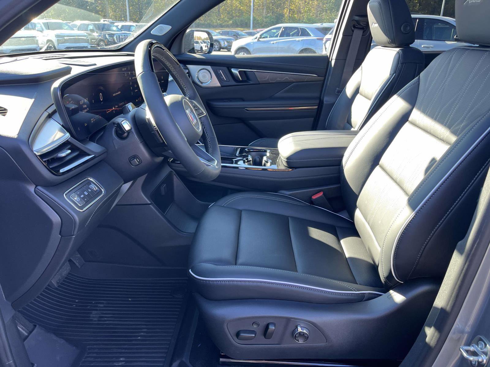 New 2026 Buick Enclave Avenir w/ Super Cruise Package image 7