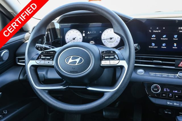 Certified 2024 Hyundai Elantra SEL FWD image 17