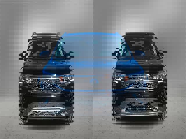 Used 2022 Volkswagen Taos SE image 3