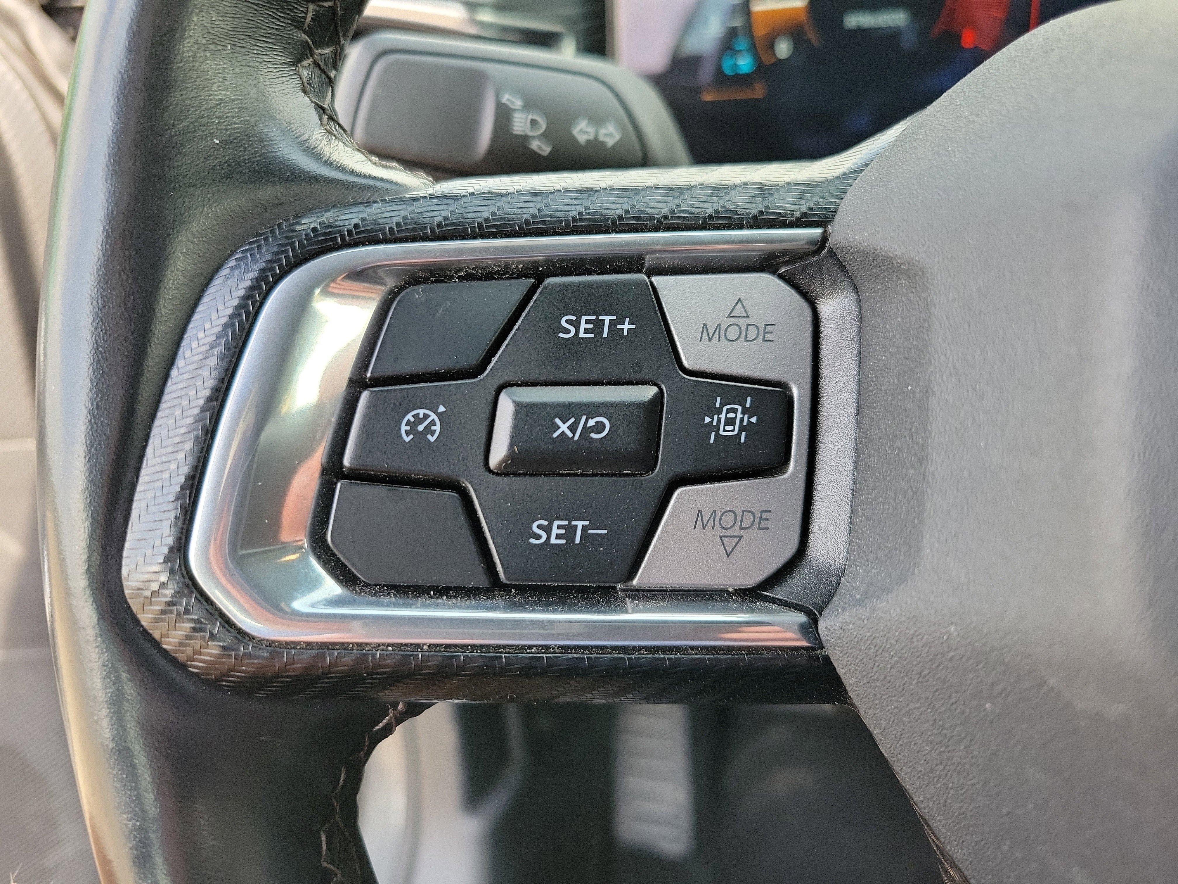 Used 2025 Ford Mustang Premium RWD image 17