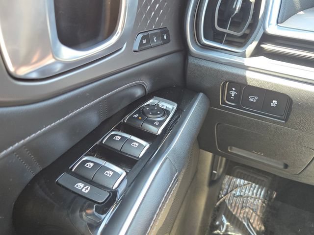 Certified 2026 Kia Sorento SX Prestige AWD/4WD image 20