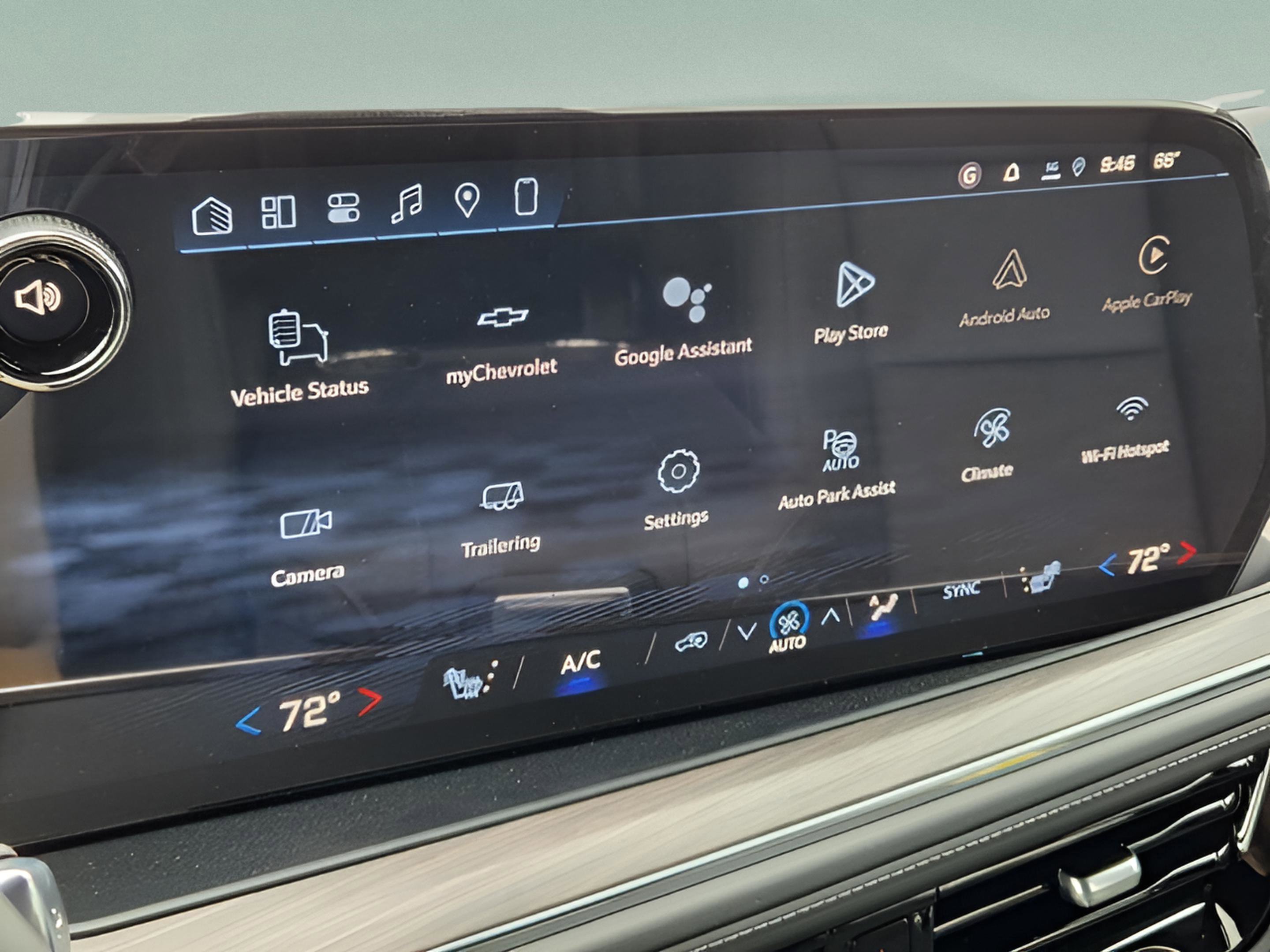 New 2026 Chevrolet Suburban Z71 w/ Comfort Package image 14