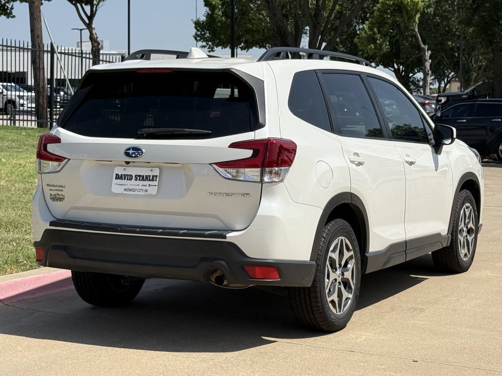 Used 2023 Subaru Forester Premium AWD/4WD image 4