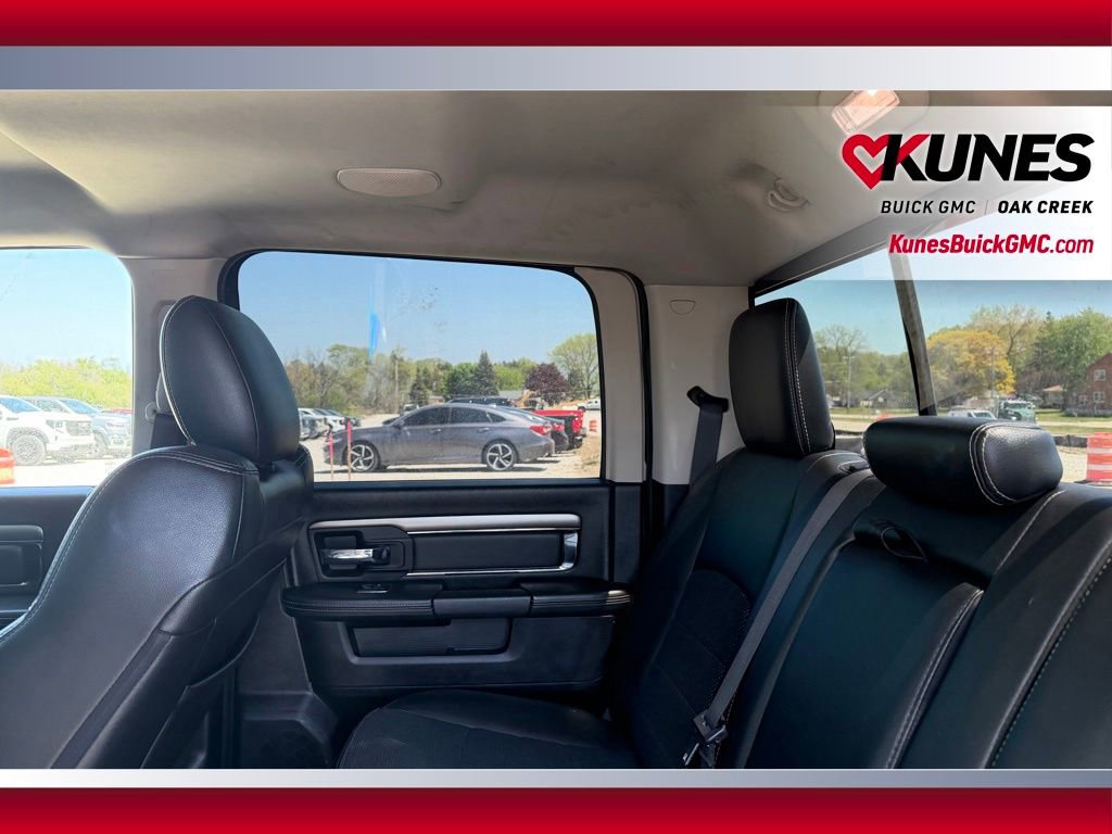 Used 2016 RAM 1500 Sport w/ Black Ram 1500 Sport Group AWD/4WD image 7