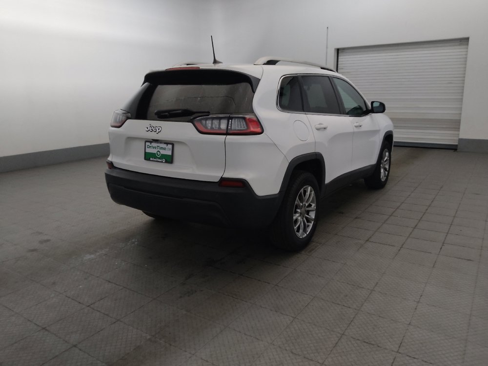 Used 2019 Jeep Cherokee Latitude Plus w/ Cold Weather Group AWD/4WD image 9