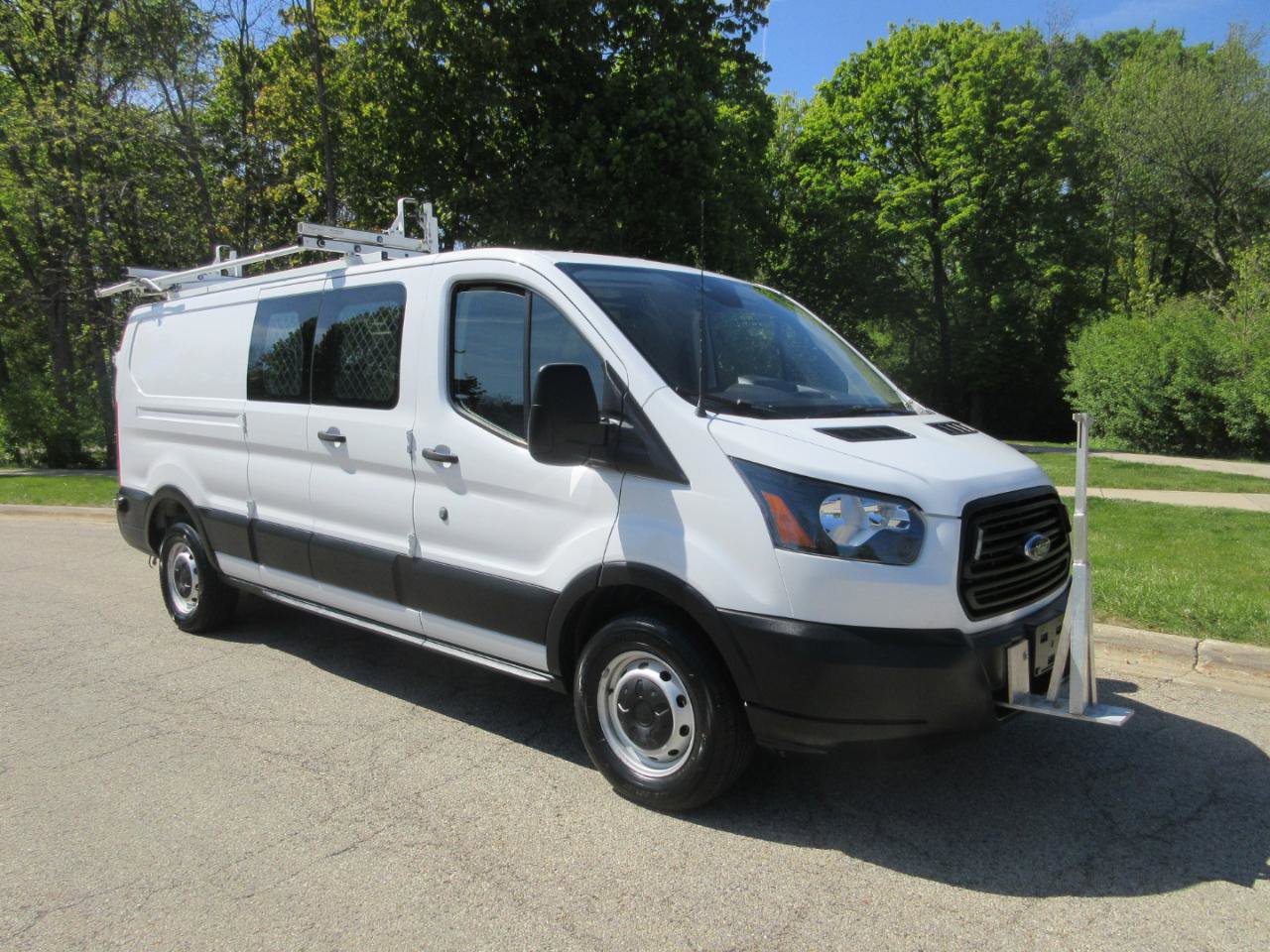 Used 2019 Ford Transit 250 148 Low Roof w/ Interior Upgrade Package RWD image 25