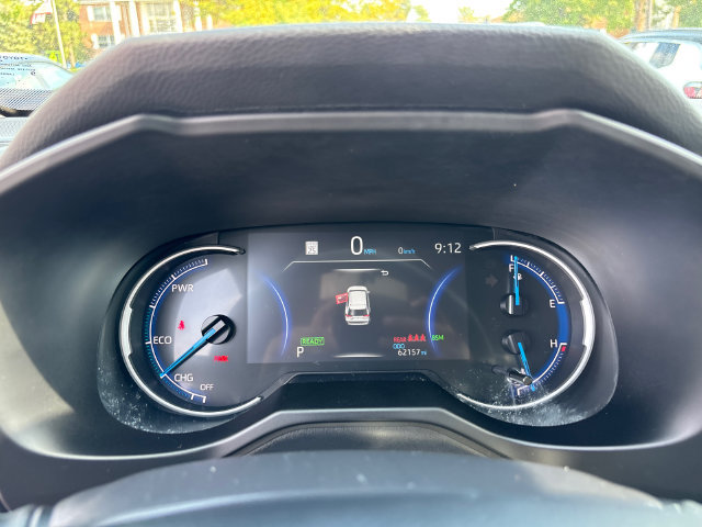 Used 2025 Toyota RAV4 XLE AWD/4WD image 17