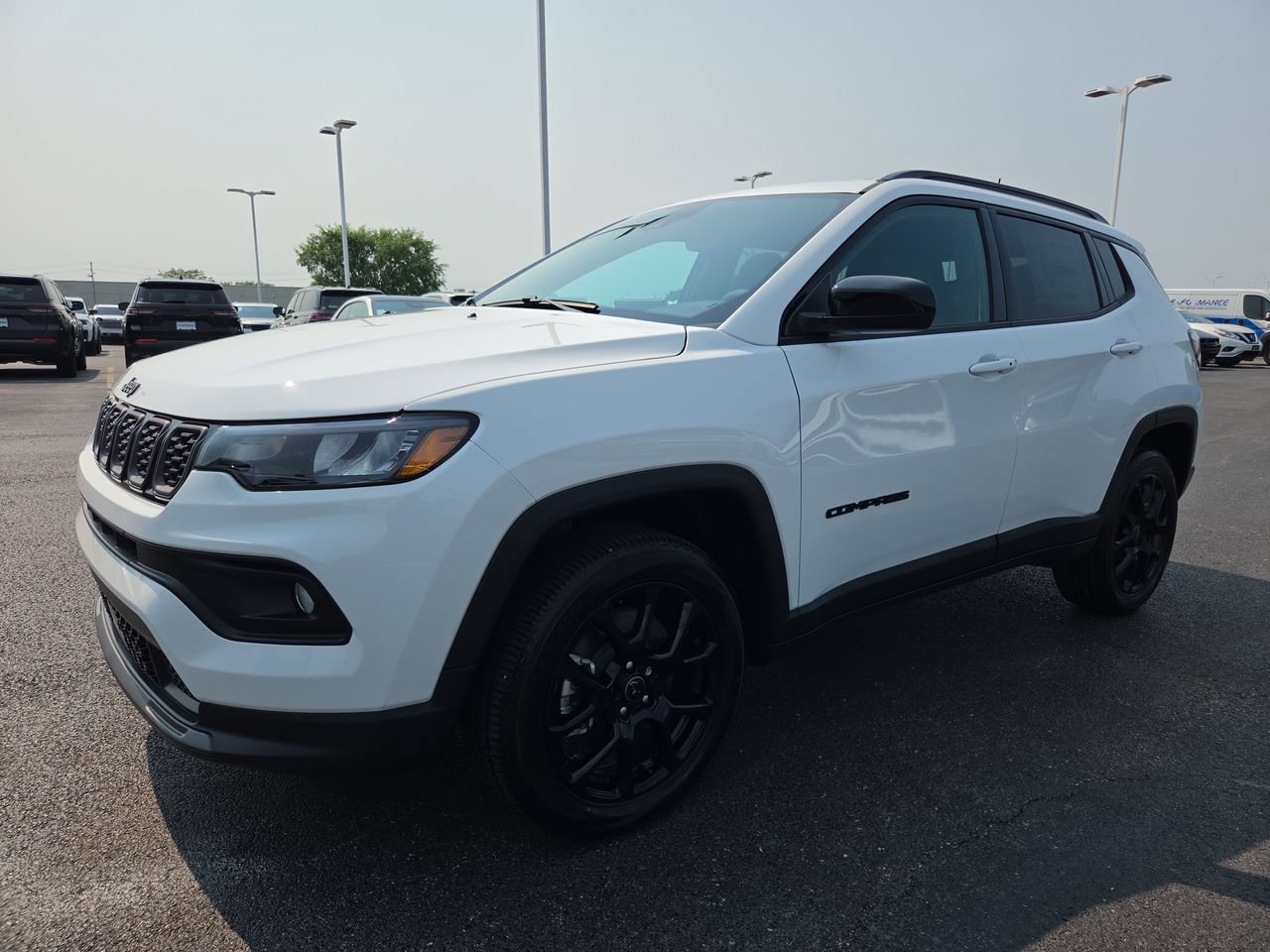 New 2026 Jeep Compass Latitude AWD/4WD image 3