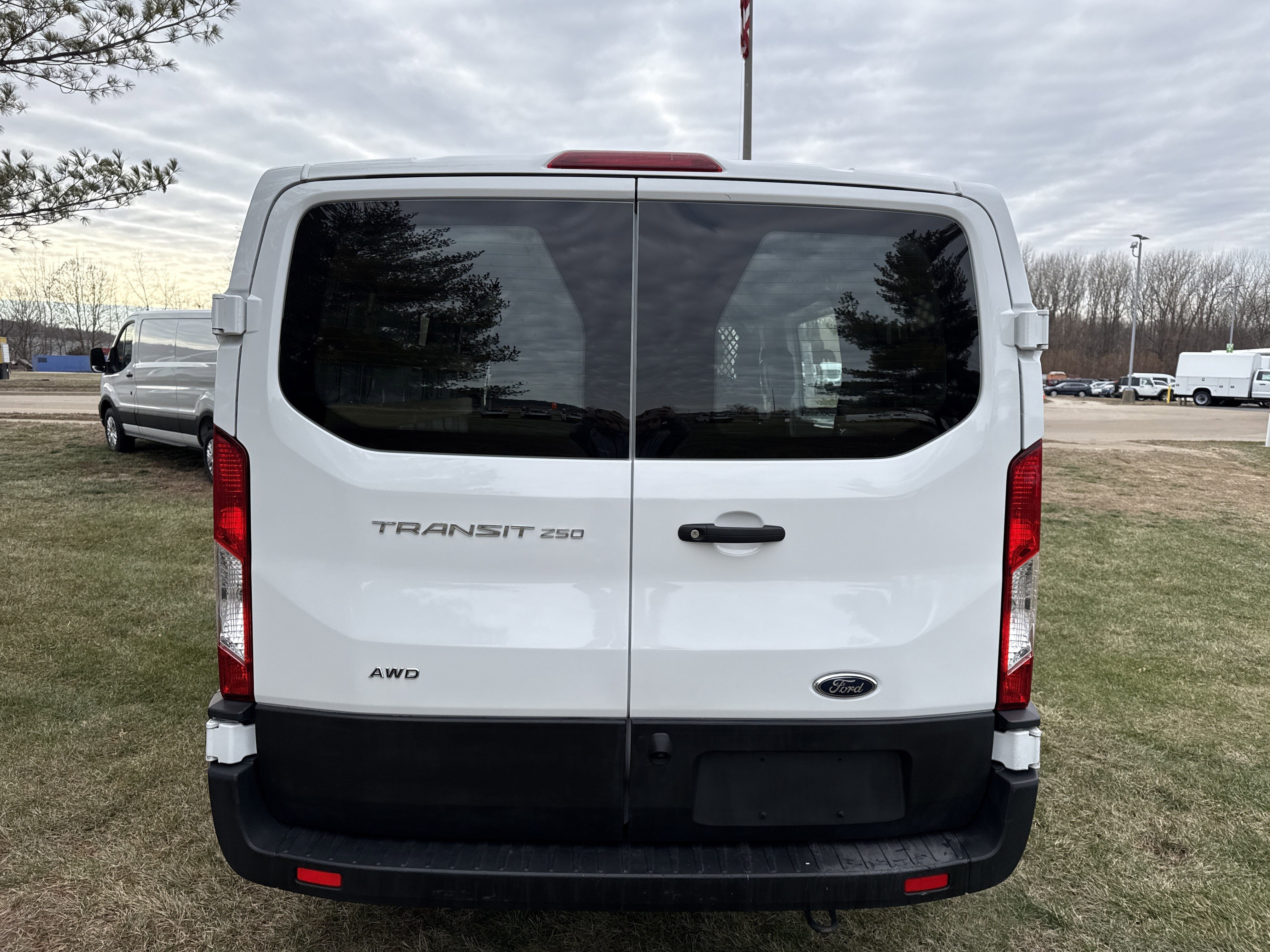 Used 2023 Ford Transit 250 Low Roof AWD w/ Exterior Upgrade Package image 4