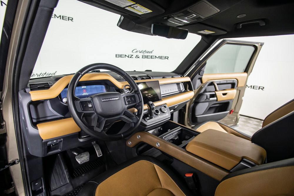 Used 2022 Land Rover Defender 90 X AWD/4WD image 22