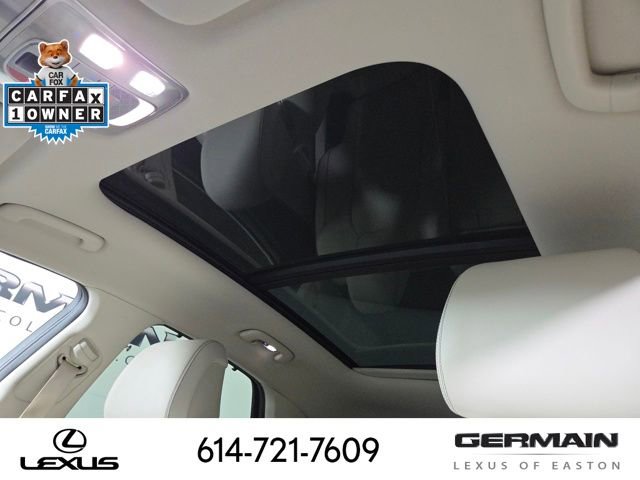 Used 2023 Genesis GV70 2.5T w/ Advanced Package image 33