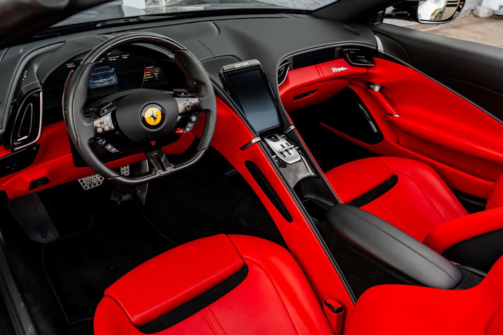 Used 2024 Ferrari Roma image 4
