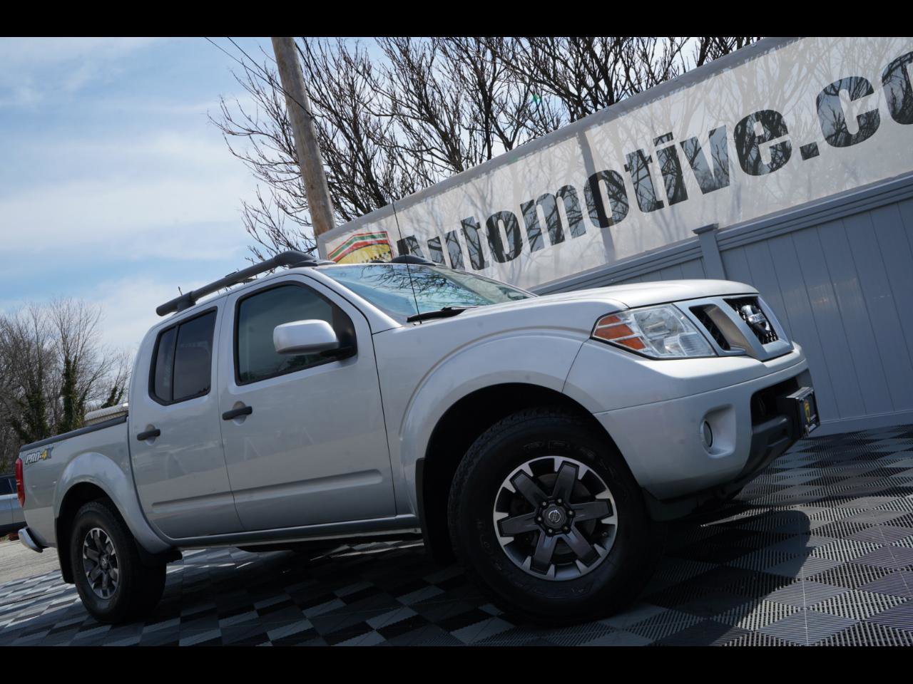 Used 2019 Nissan Frontier PRO-4X w/ Pro-4x Luxury Package AWD/4WD image 1