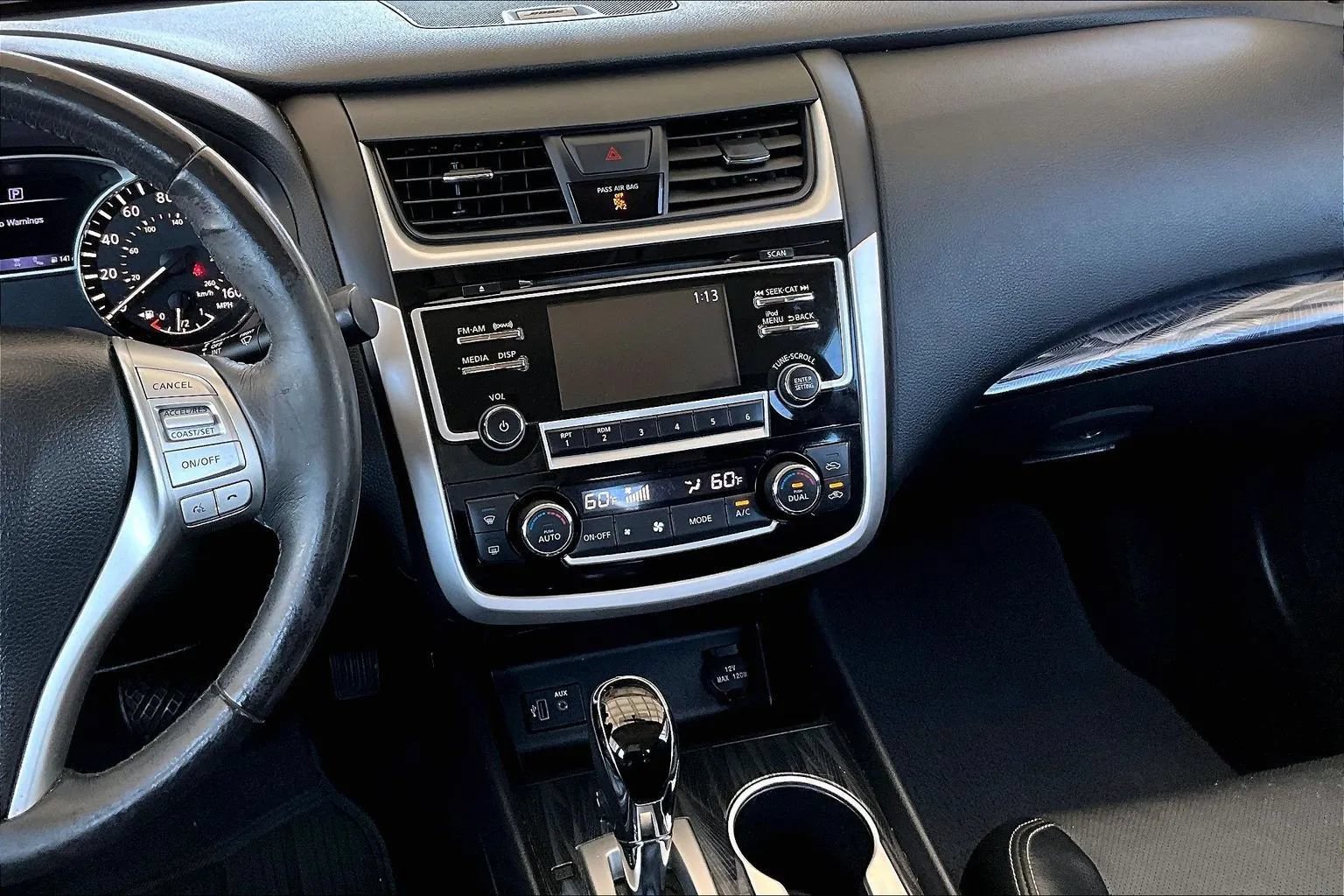 Used 2018 Nissan Altima 2.5 SL FWD image 9