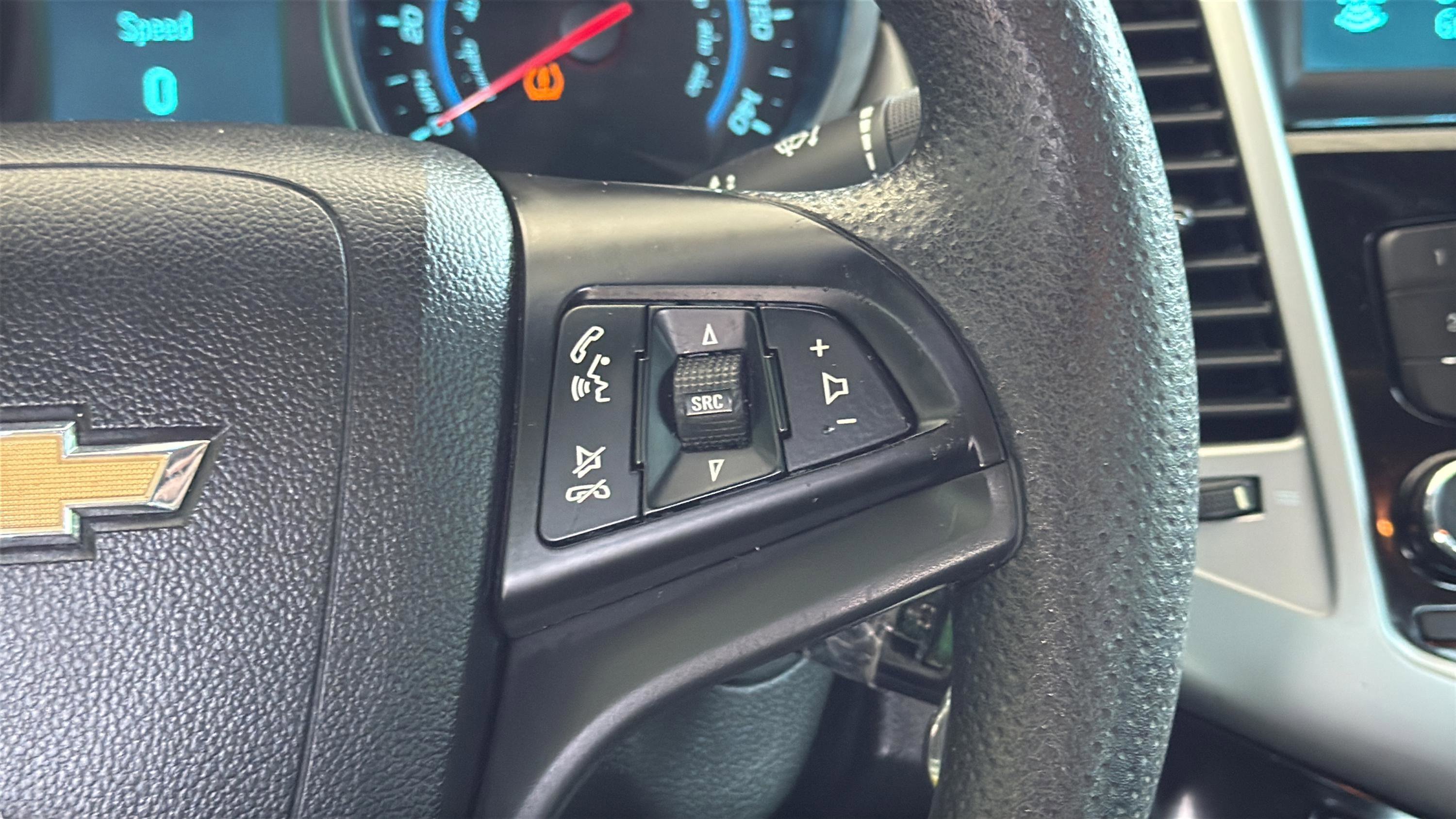 Used 2012 Chevrolet Cruze LS w/ Connectivity Package FWD image 19