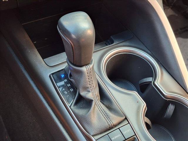 Used 2021 Toyota Camry XSE FWD image 12