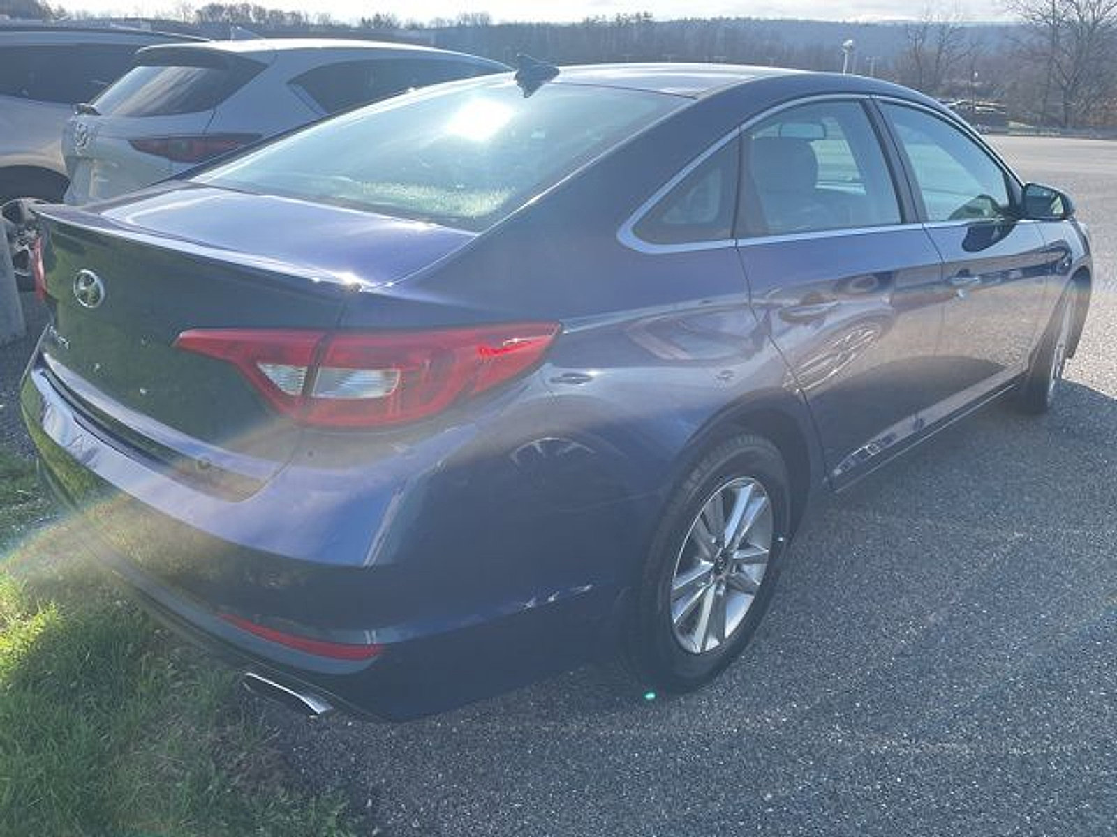 Used 2015 Hyundai Sonata SE w/ Option Group 09 image 9
