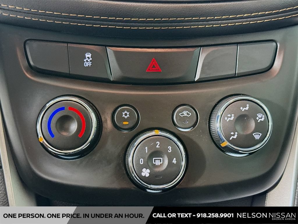 Used 2022 Chevrolet Trax LT w/ Sport Edition AWD/4WD image 15