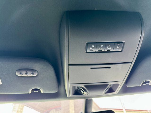 Used 2019 Dodge Grand Caravan GT FWD image 23