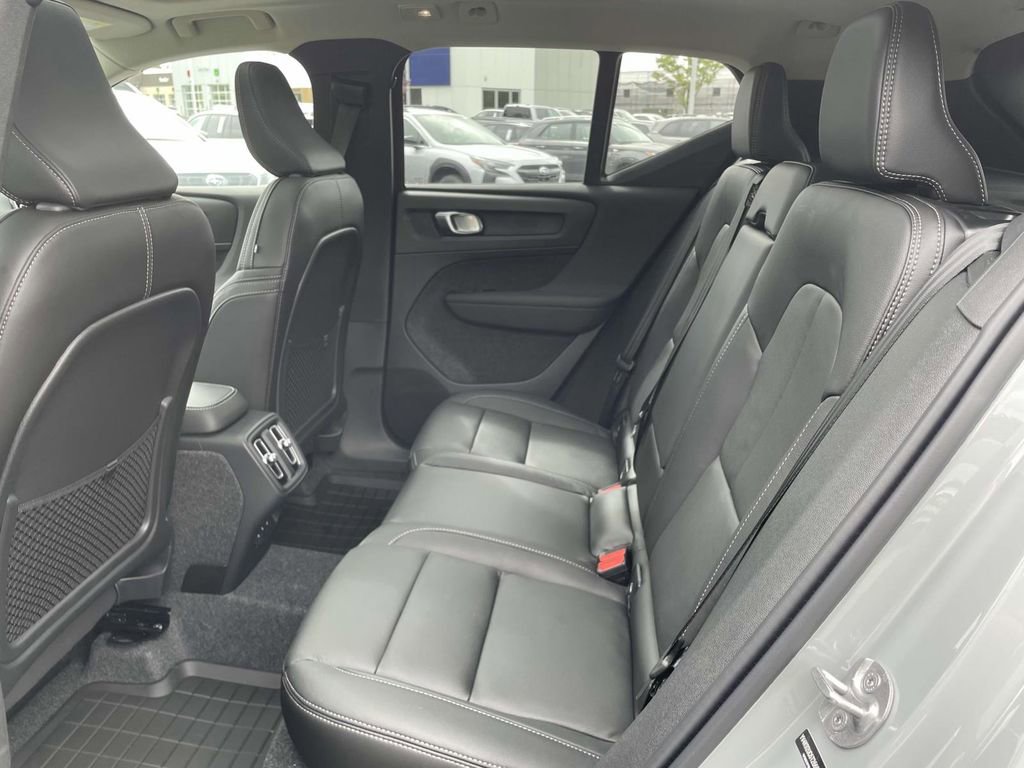 New 2026 Volvo XC40 B4 Plus w/ Protection Package Premier FWD image 3