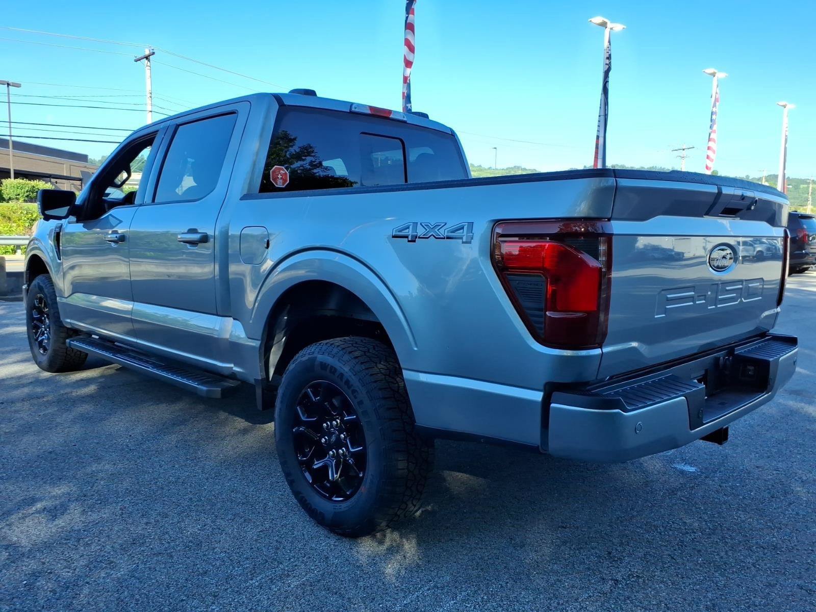 New 2026 Ford F150 XLT w/ Equipment Group 302A MID AWD/4WD image 3
