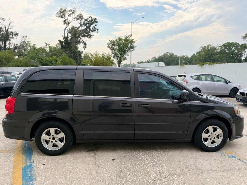 Used 2012 Dodge Grand Caravan Crew FWD image 6