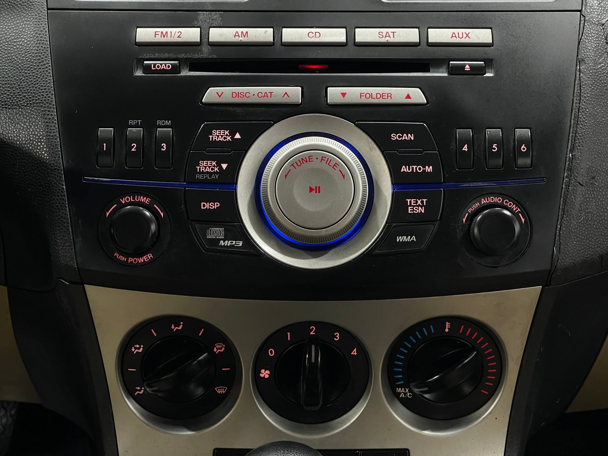 Used 2010 MAZDA MAZDA3 i Touring FWD image 22