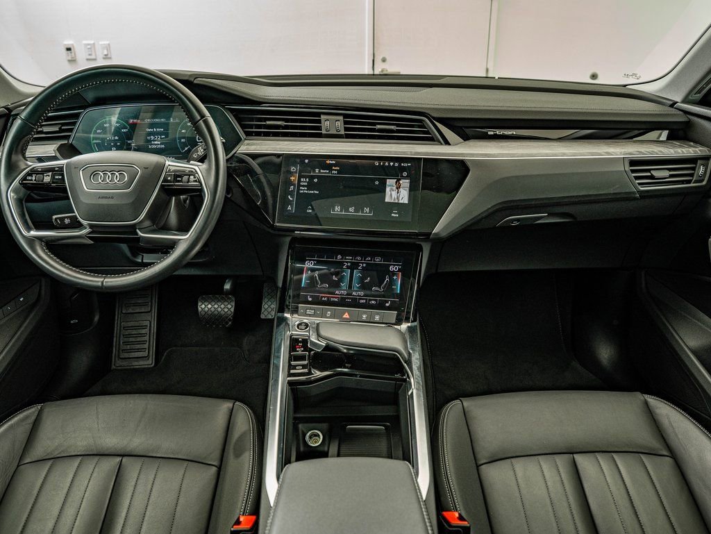 Used 2021 Audi e-tron Premium w/ Convenience Plus Package AWD/4WD image 28