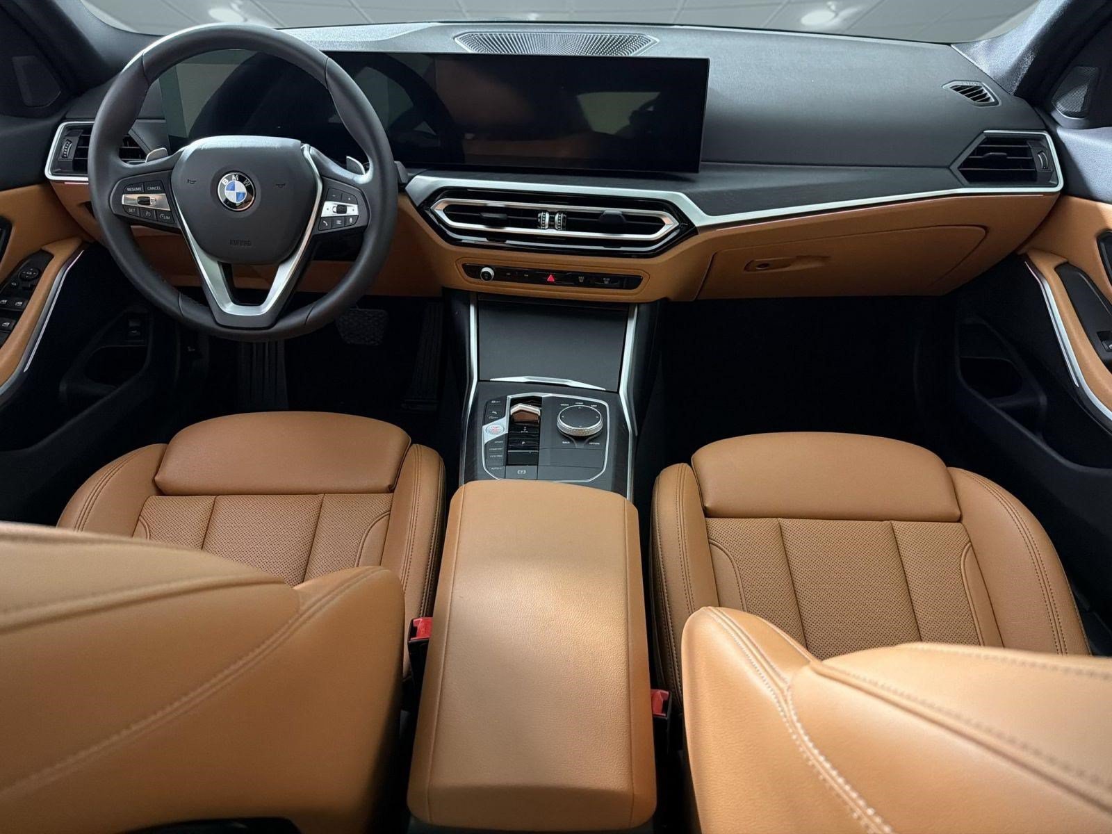 Used 2023 BMW 330i Sedan w/ Driving Assistance Package RWD image 16