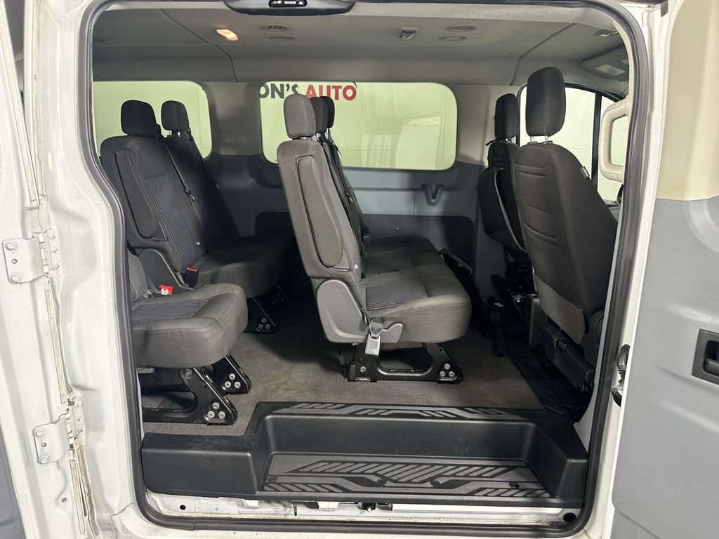 Used 2017 Ford Transit 350 XLT RWD image 9