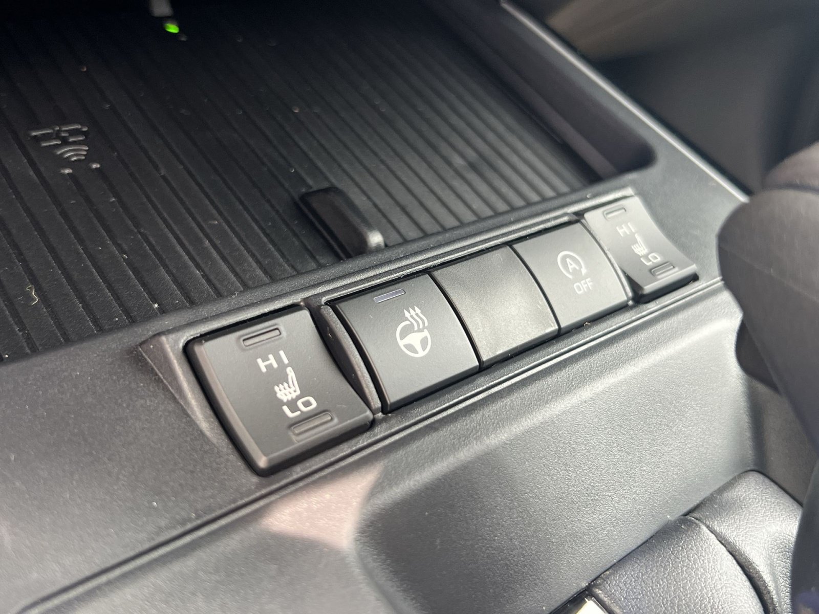 New 2026 Toyota Corolla Cross XLE AWD/4WD image 25