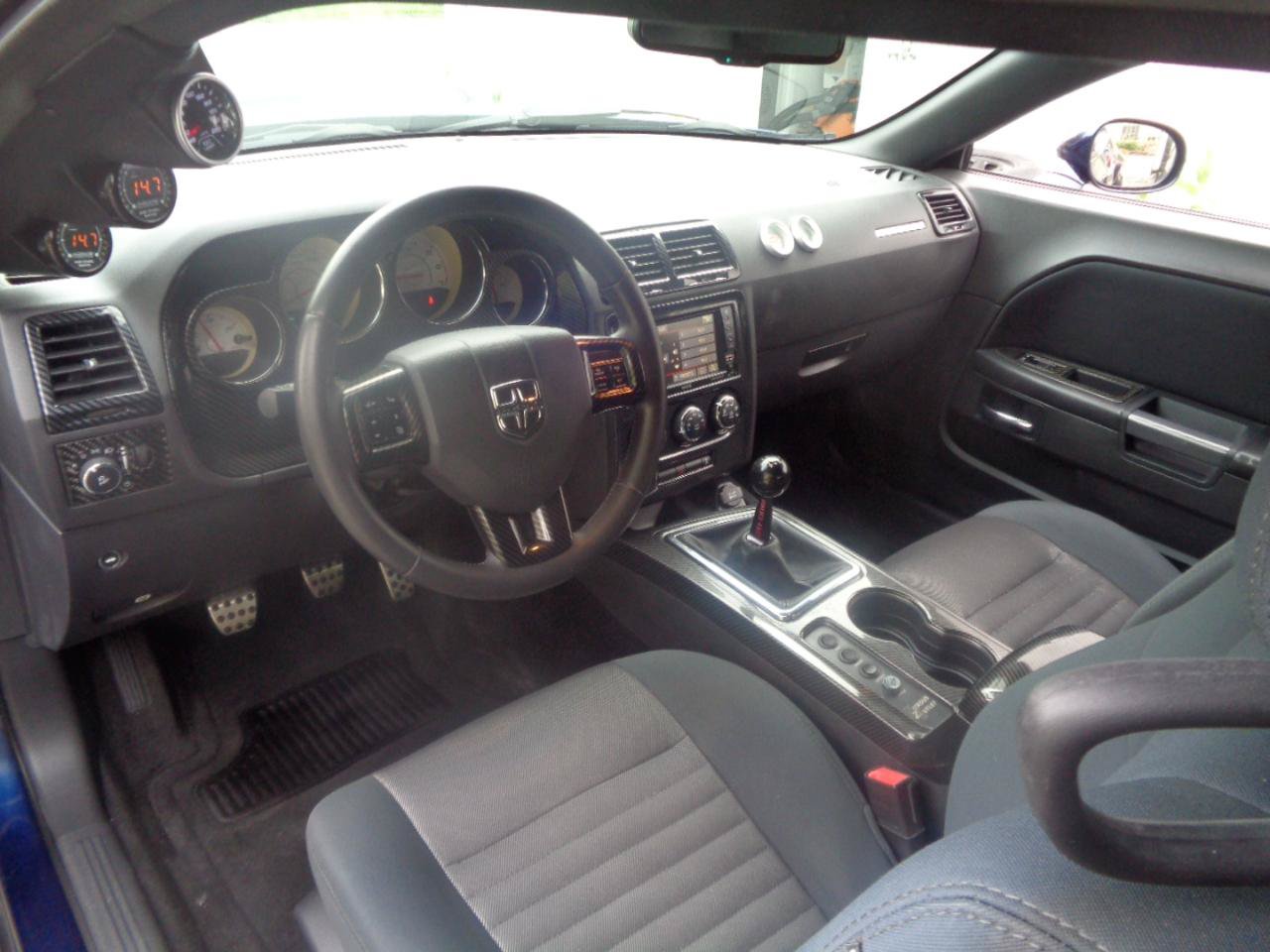 Used 2014 Dodge Challenger R/T RWD image 7