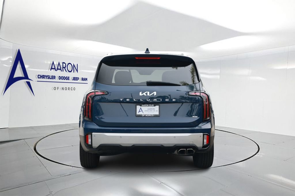 Used 2024 Kia Telluride SX image 3