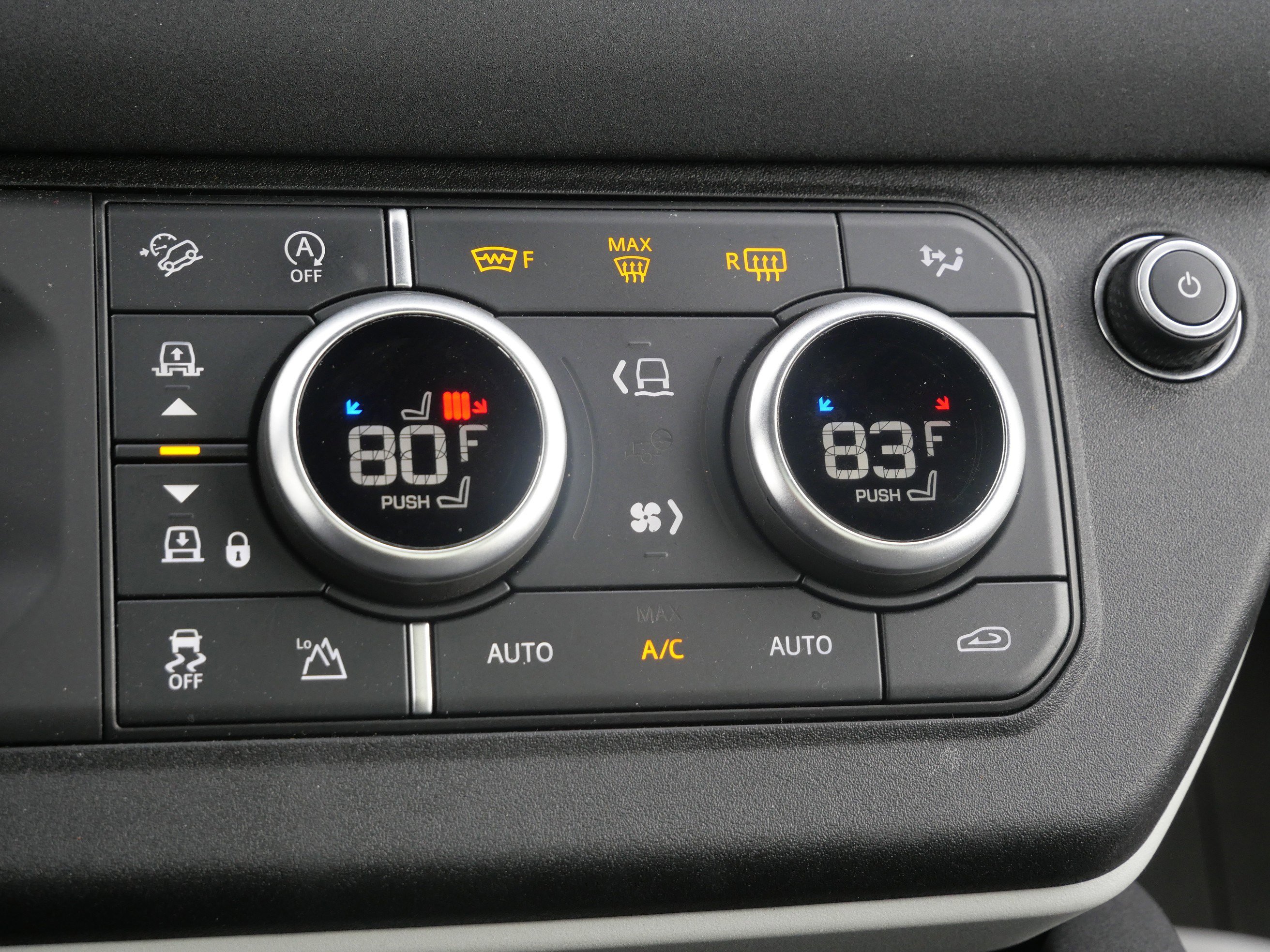 Certified 2023 Land Rover Defender 130 SE image 25