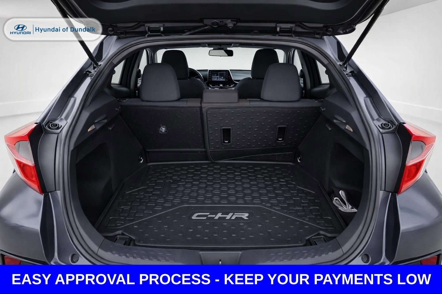 Used 2021 Toyota C-HR LE image 11