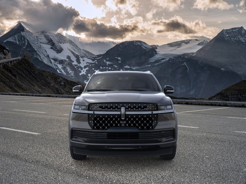 New 2026 Lincoln Navigator Black Label AWD/4WD image 6