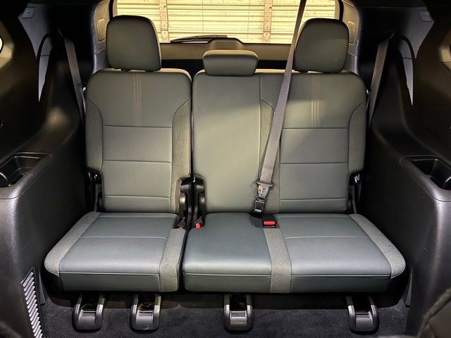 Used 2024 GMC Acadia AT4 w/ Luxury Package AWD/4WD image 24