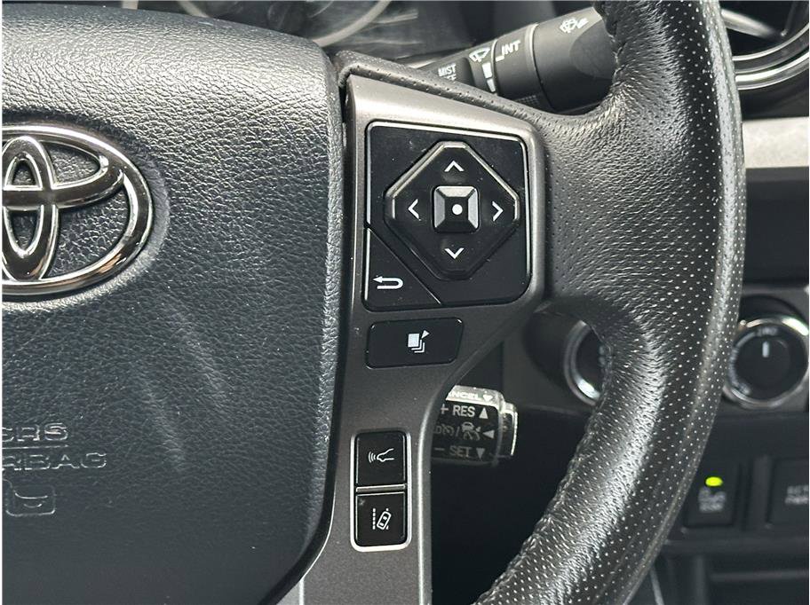 Used 2020 Toyota Tacoma TRD Off-Road w/ Technology Package image 22