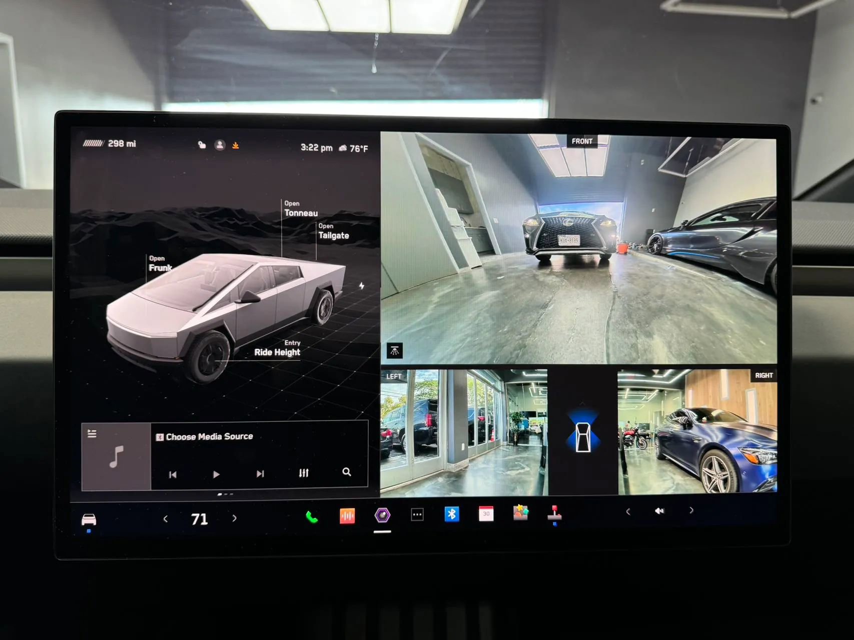 Used 2024 Tesla Cybertruck AWD Crew Cab image 17