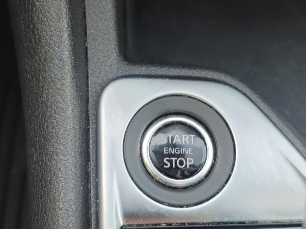 Used 2024 Nissan Sentra SR FWD image 23